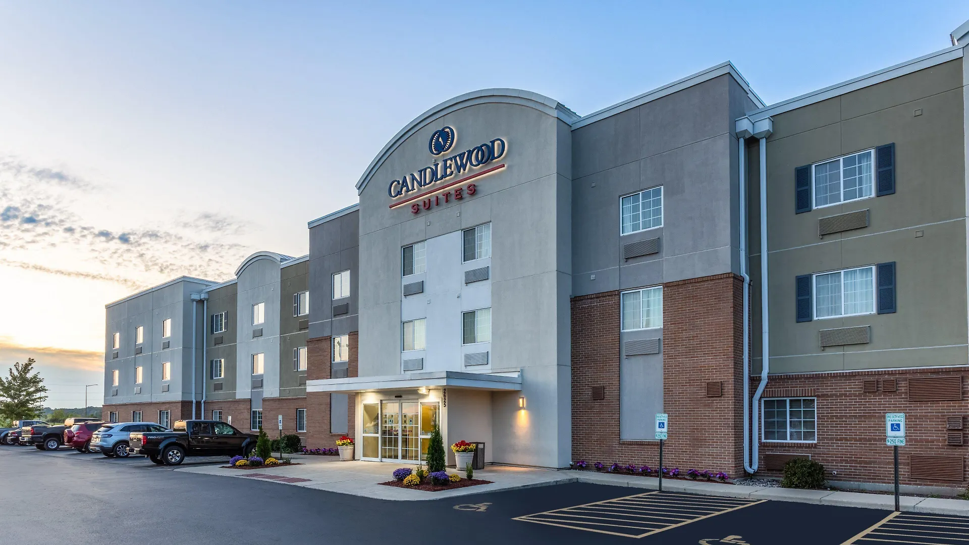 4 Top-Rated Hotels Close to Funway Entertainment Ctr
